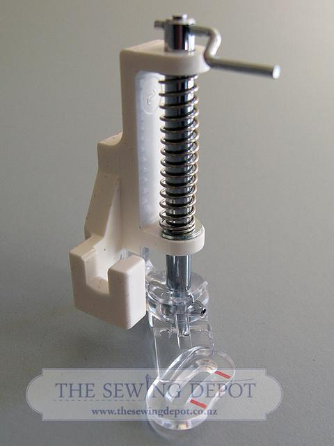 Singer Darning/Embroidery/Pogo Presser Foot